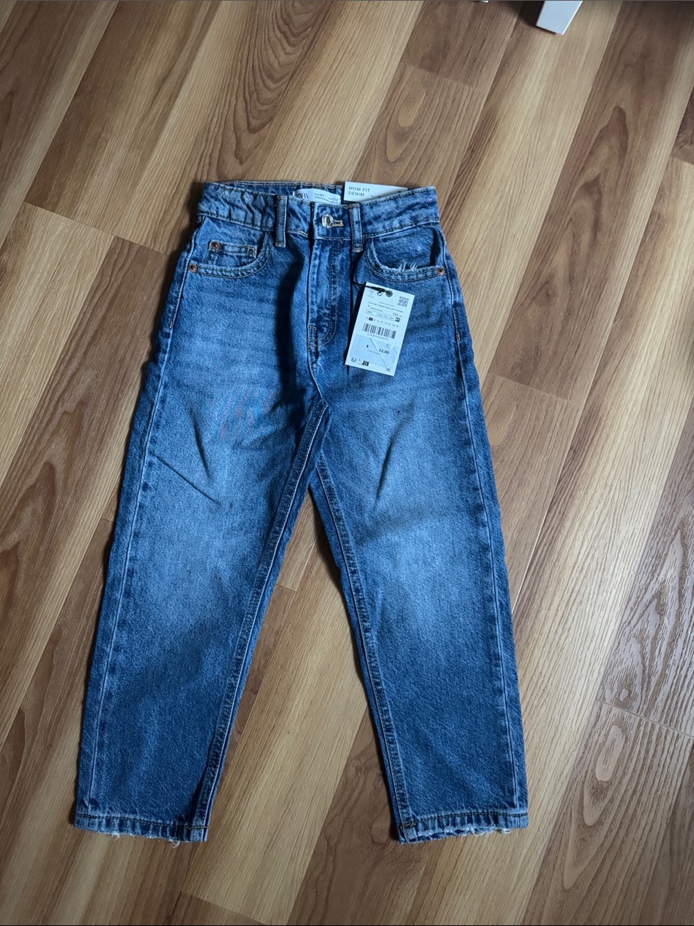 Zara Girl’s Mom Fit Denim Jeans in Mid Blue Wash